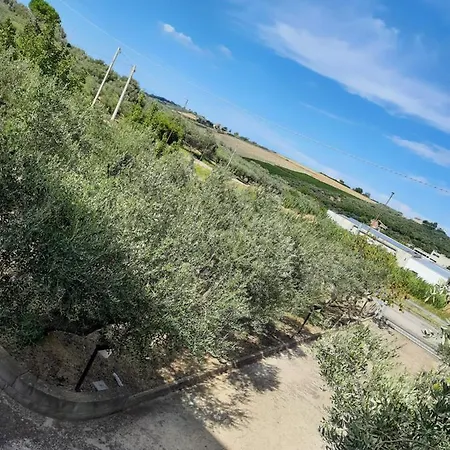 Nyaraló L'acero *